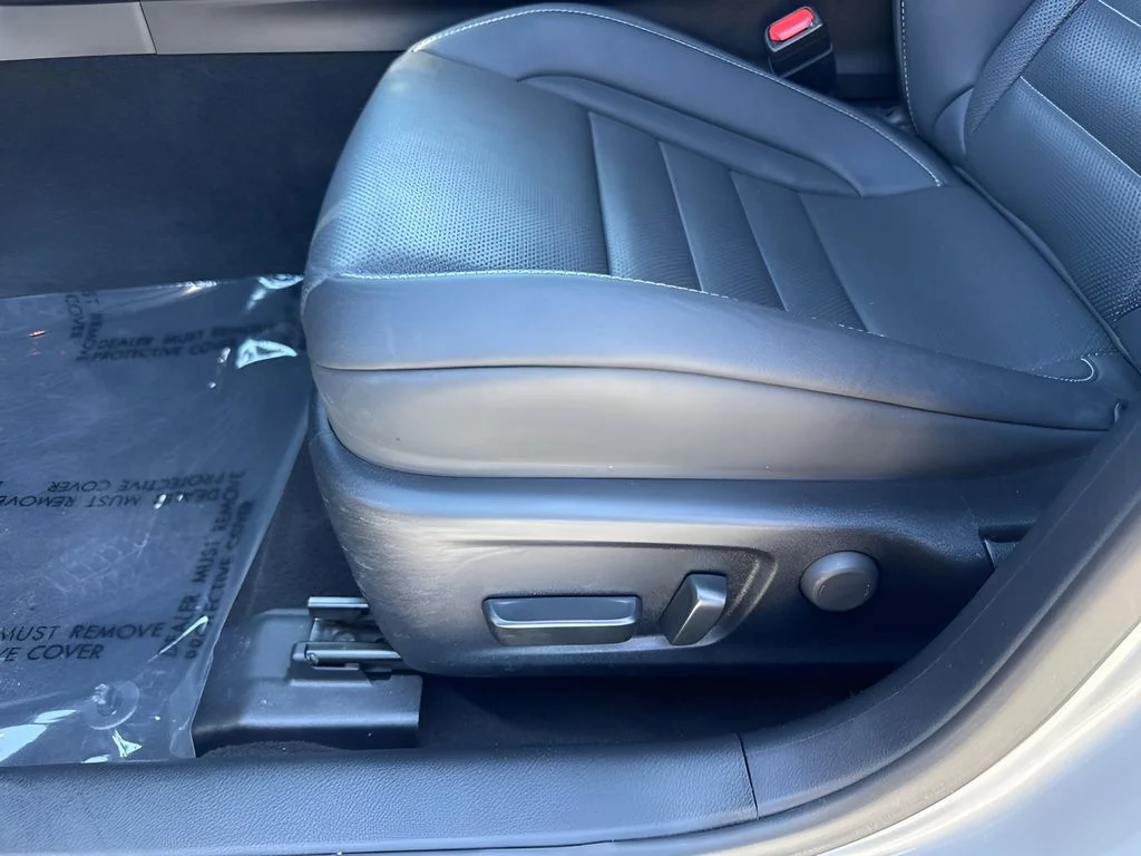 Used 2023 Silver Lexus 350 F SPORT image 9