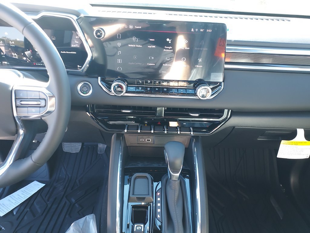 New 2026 Summit White GMC Elevation image 20