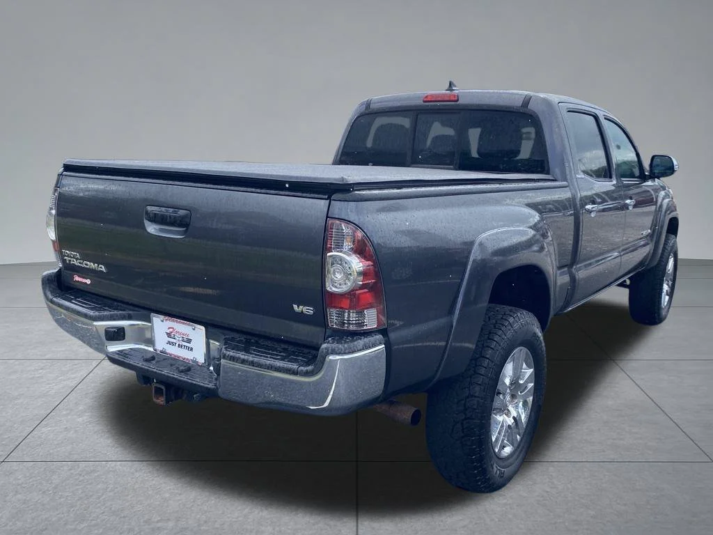 Used 2014 Gray Toyota Base image 15