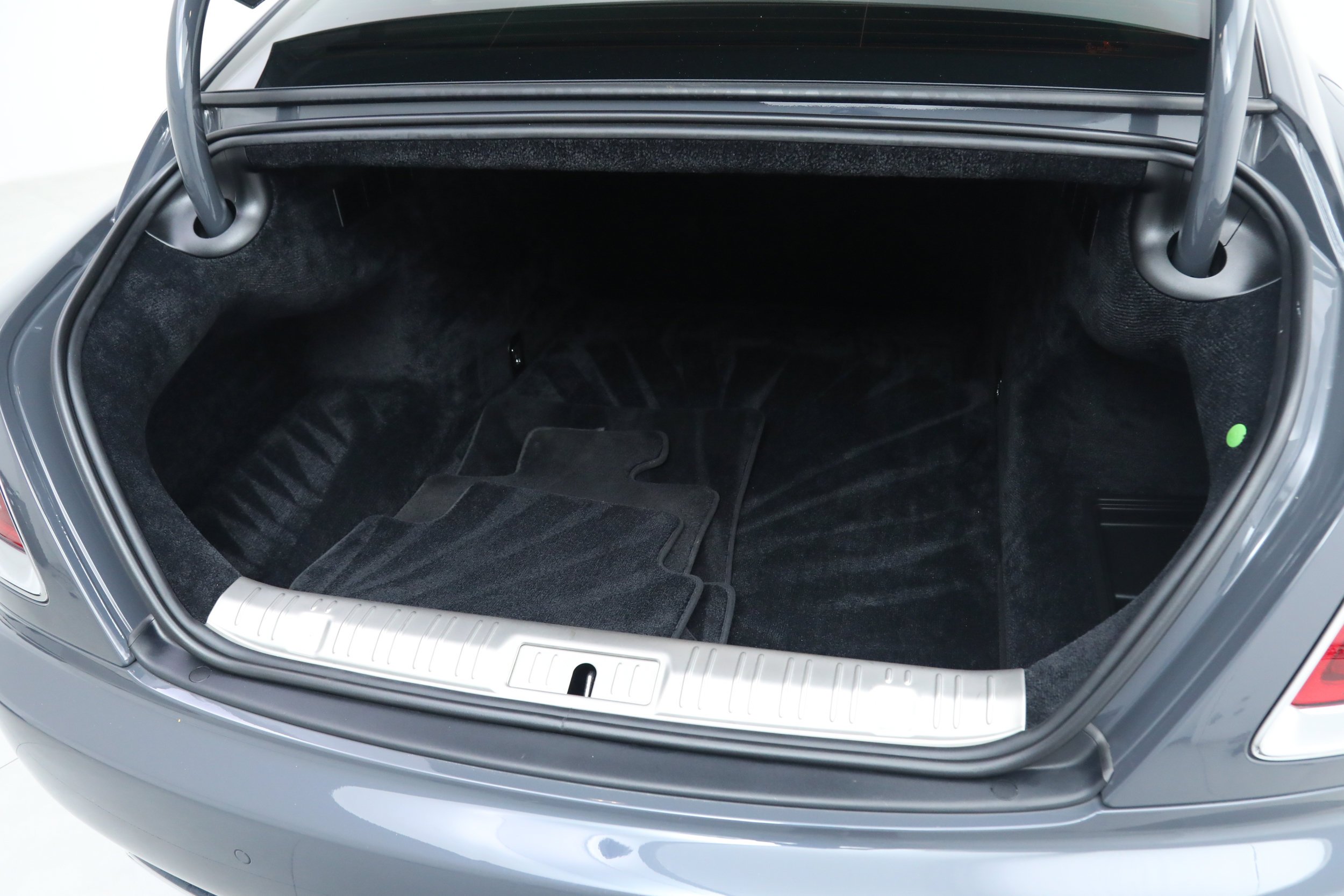 Used 2021 Gray Rolls-Royce  image 35