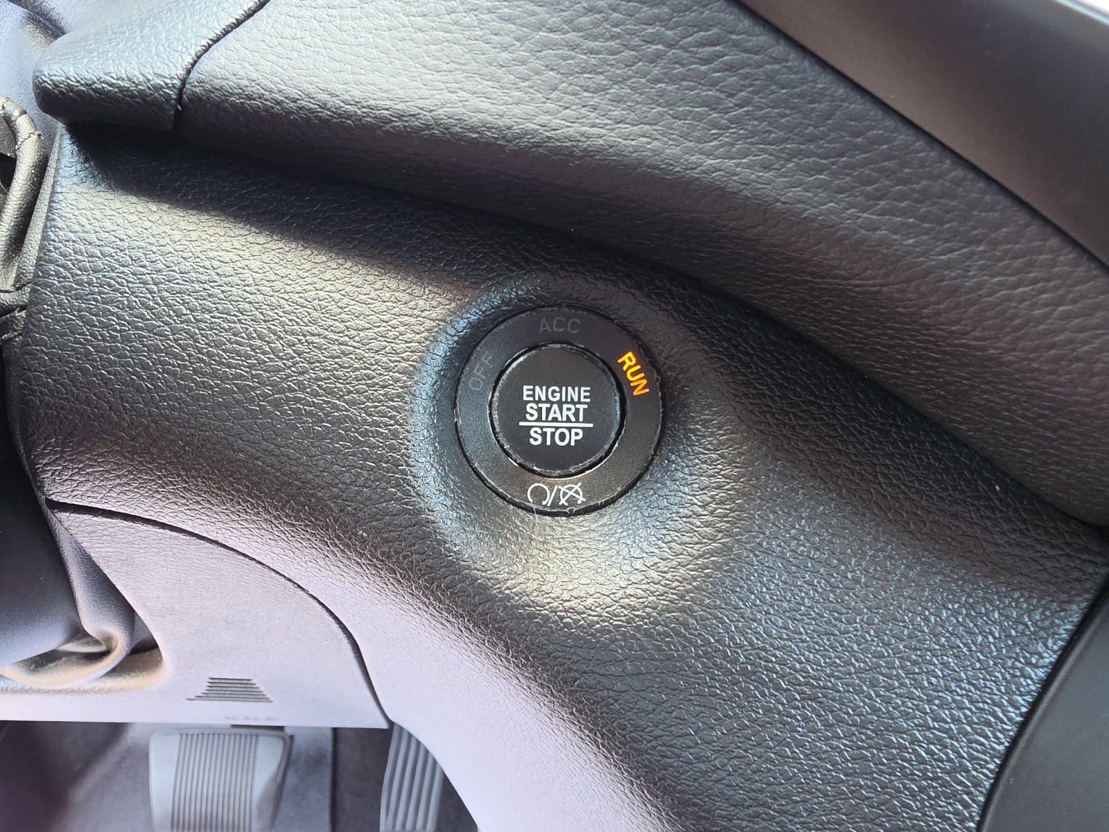 Used 2019 Black Jeep Limited image 24