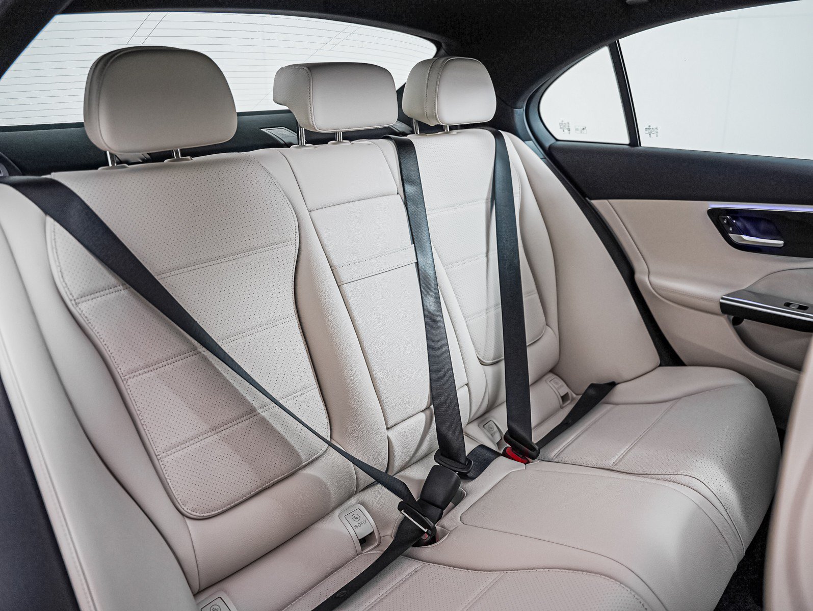 New 2026 Polar White Mercedes-Benz C 300 image 10