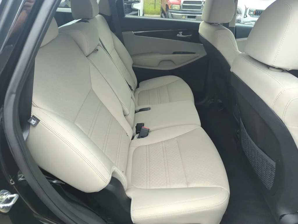 Used 2020 Black Kia LX image 30
