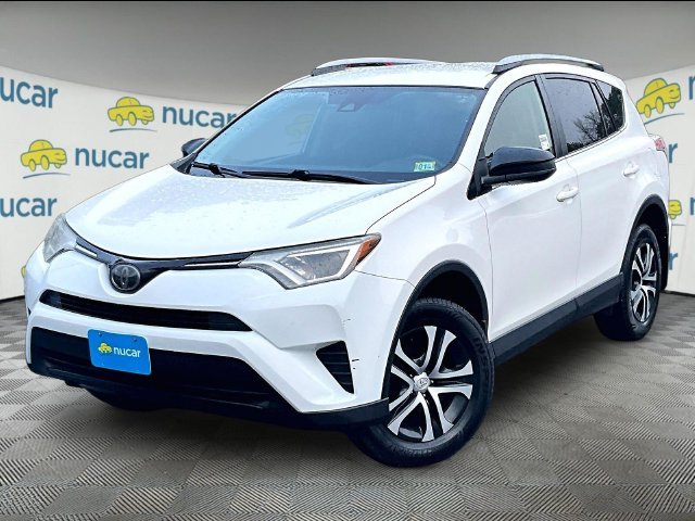 Used 2018 Super White Toyota LE image 12