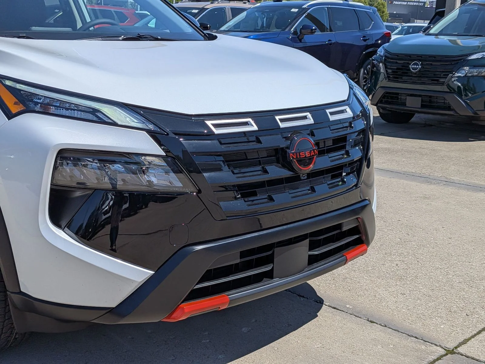 New 2026 White Pearl Nissan Rock Creek image 33