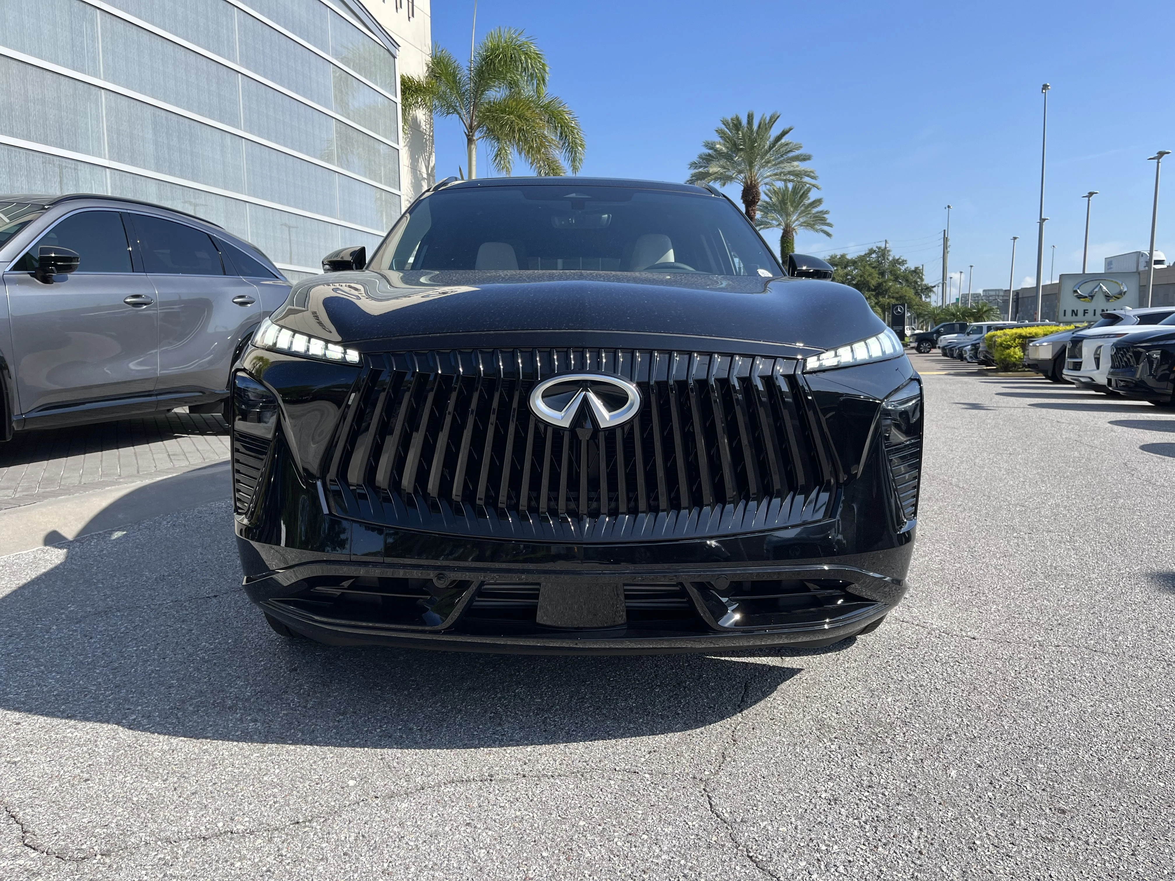 New 2027 Black Obsidian INFINITI LUXE image 8