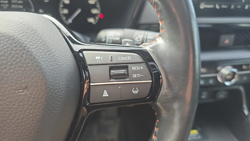 Used 2023  Honda Sport Touring image 14