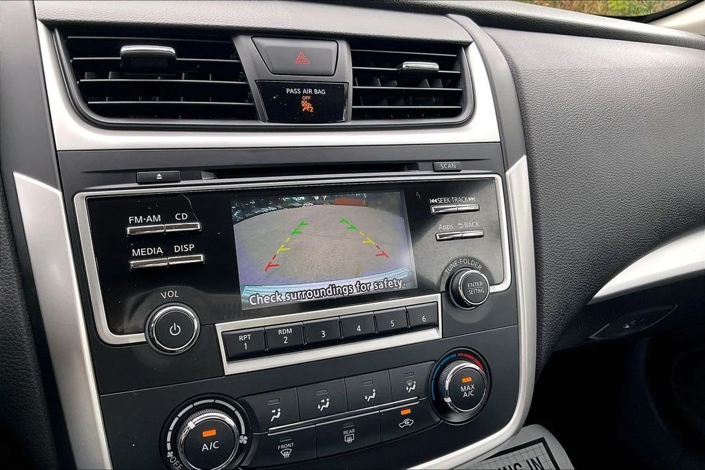 Used 2016 Gray Nissan 2.5 S image 21