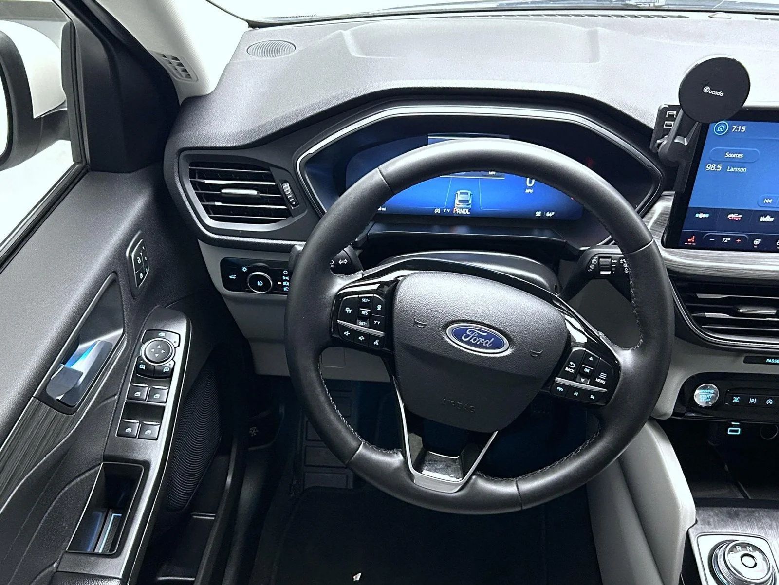 Used 2023 White Ford Platinum image 12