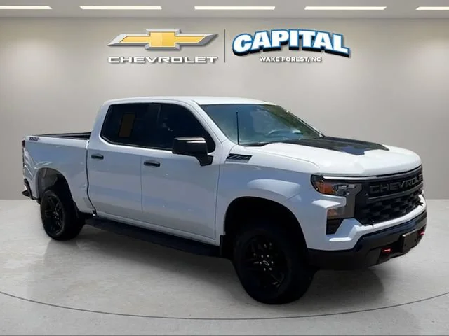 Used 2024 Summit White Chevrolet Custom Trail Boss image 7