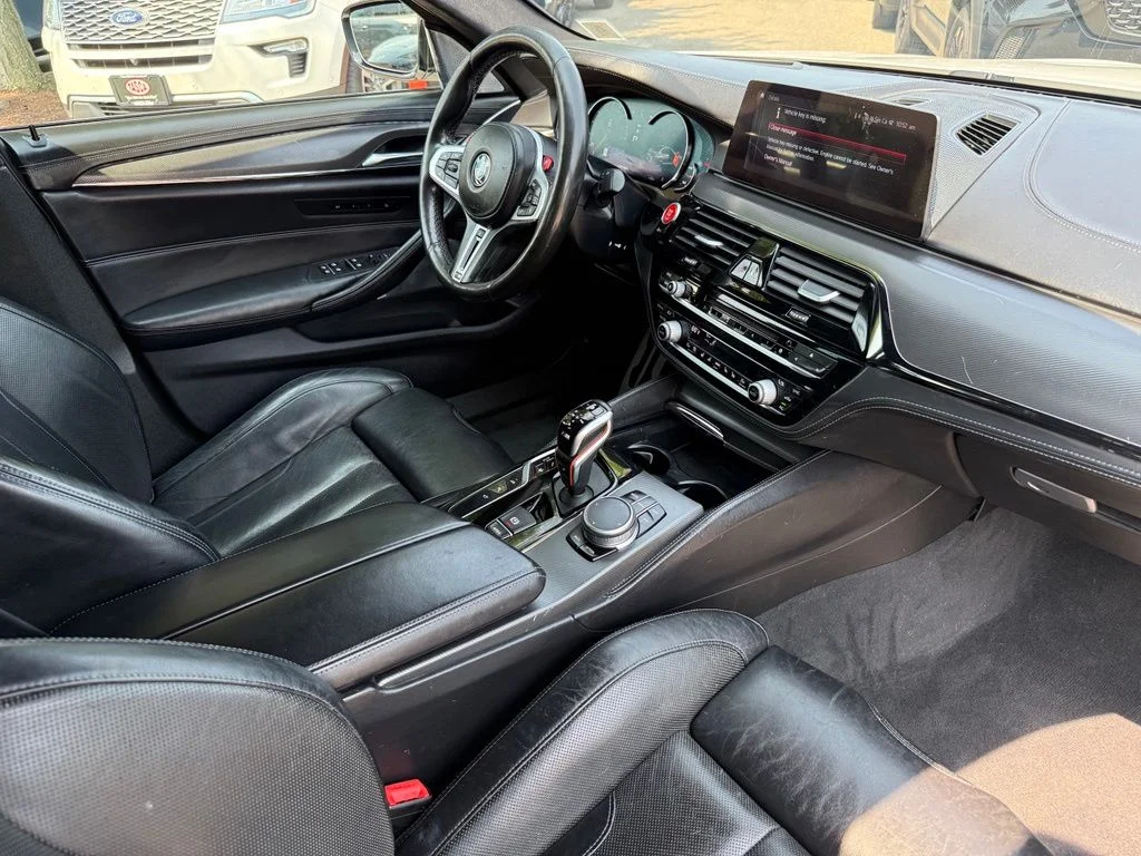 Used 2019 White BMW Competition image 37