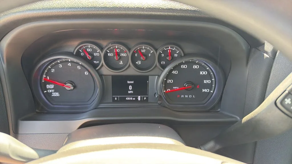 Used 2024 Gray Chevrolet Custom image 24