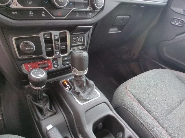 Used 2025 Green Jeep Rubicon image 16