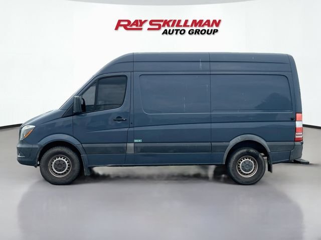 Used 2018 Gray Mercedes-Benz Cargo 144 WB image 4
