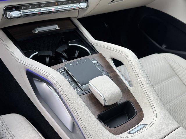 New 2026 MOONLIGHT WHITE MET Mercedes-Benz GLE 450 image 9