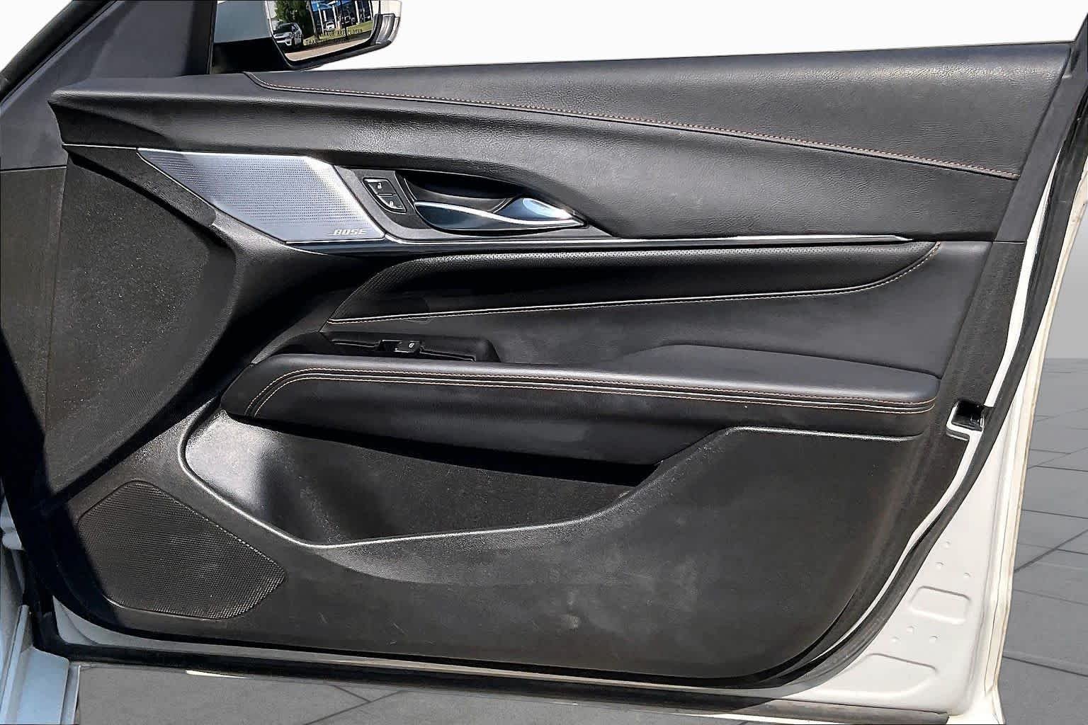 Used 2023 Rift Metallic Cadillac  image 22