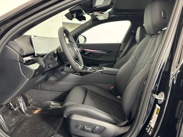 New 2027 Black Sapphire Metallic BMW 530i xDrive image 10