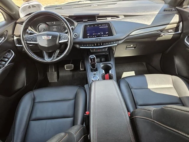Used 2022 White Cadillac Sport image 13