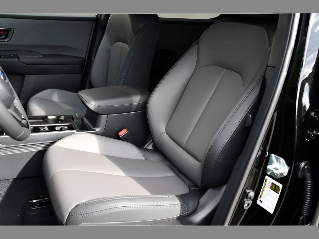 New 2026 CRYSTAL BLACK SILICA Subaru Premium image 13