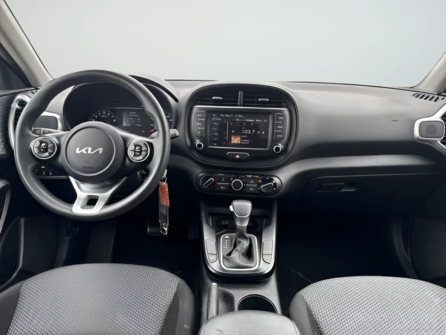Used 2022 Black Kia LX image 13
