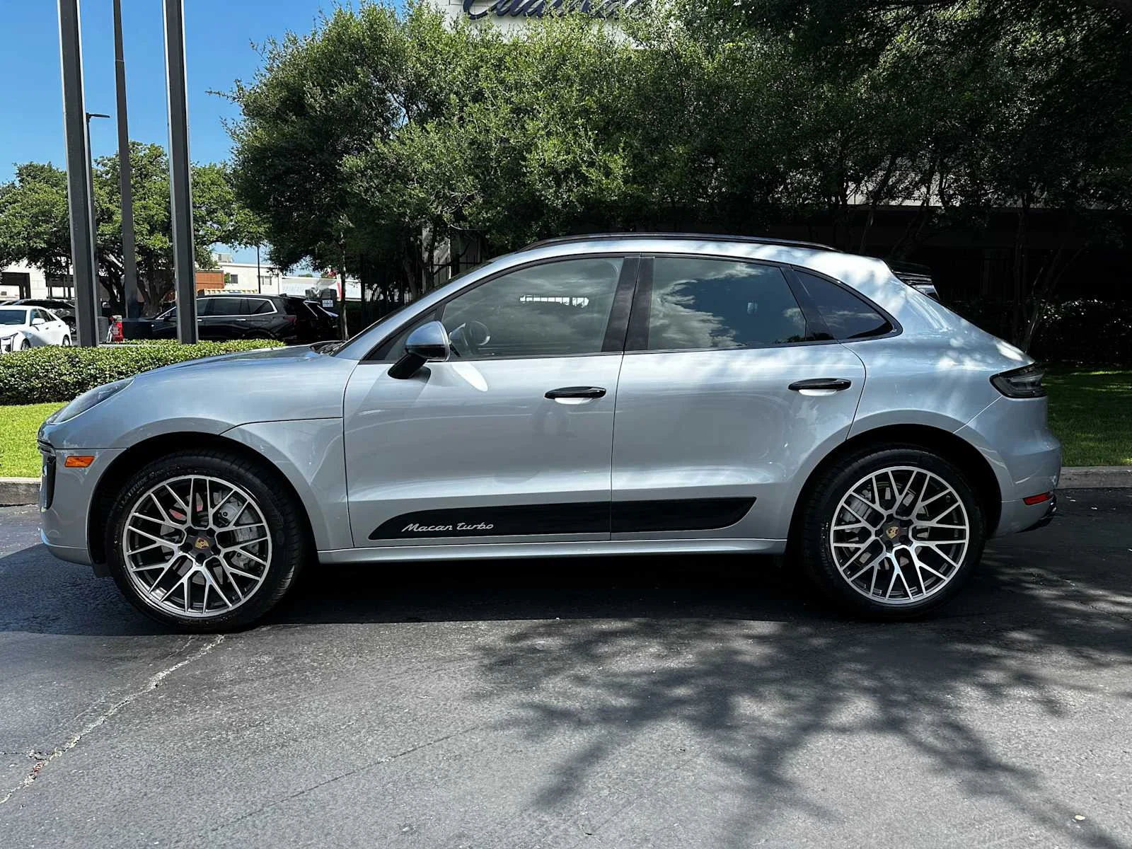 Used 2020  Porsche Turbo image 5