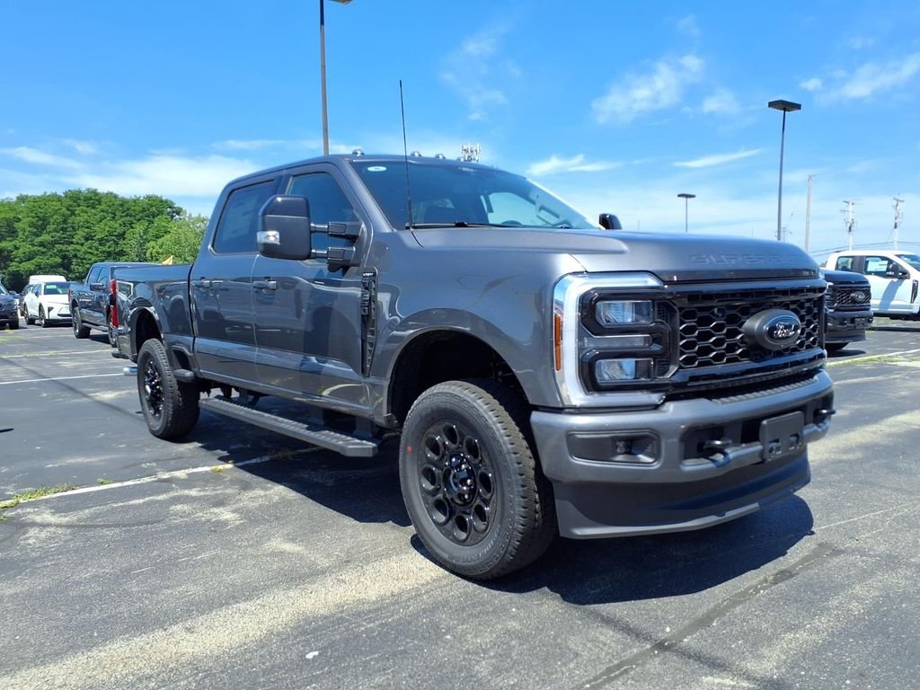 New 2026 Gray Ford Lariat image 2