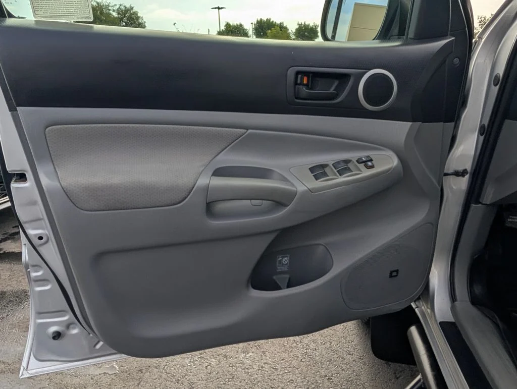 Used 2011 Silver Toyota PreRunner image 14
