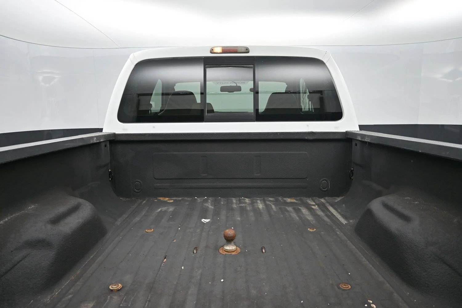 Used 2008 White Ford XL image 15