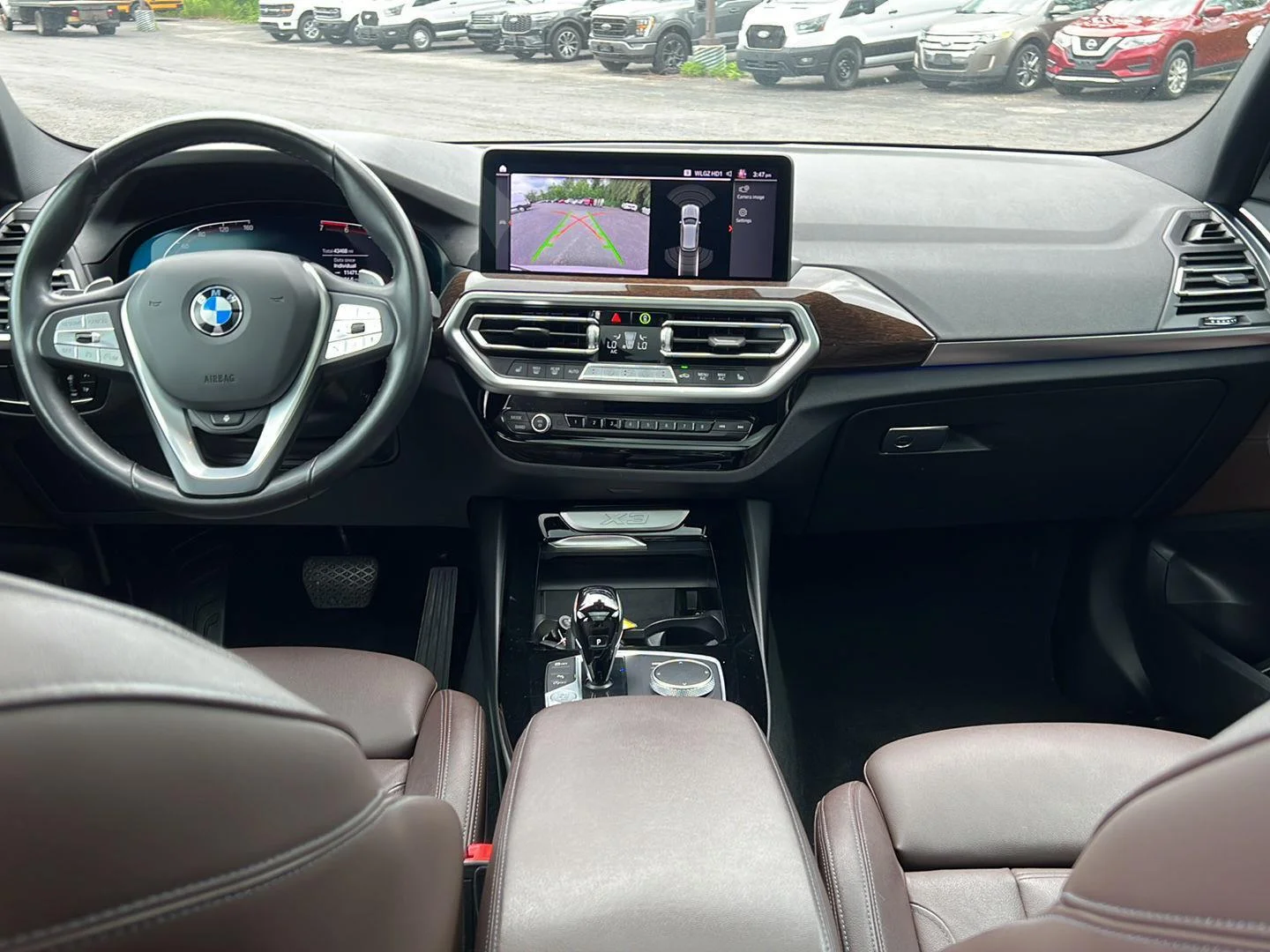 Used 2022 Mineral White Metallic BMW xDrive30i image 2