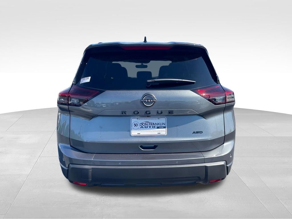 New 2026 Gray Nissan Dark Armor image 4