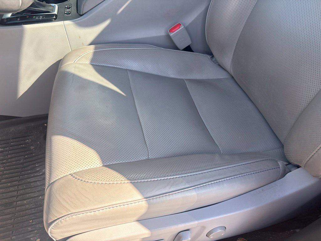 Used 2019 Predawn Gray Mica Toyota Limited Platinum image 14