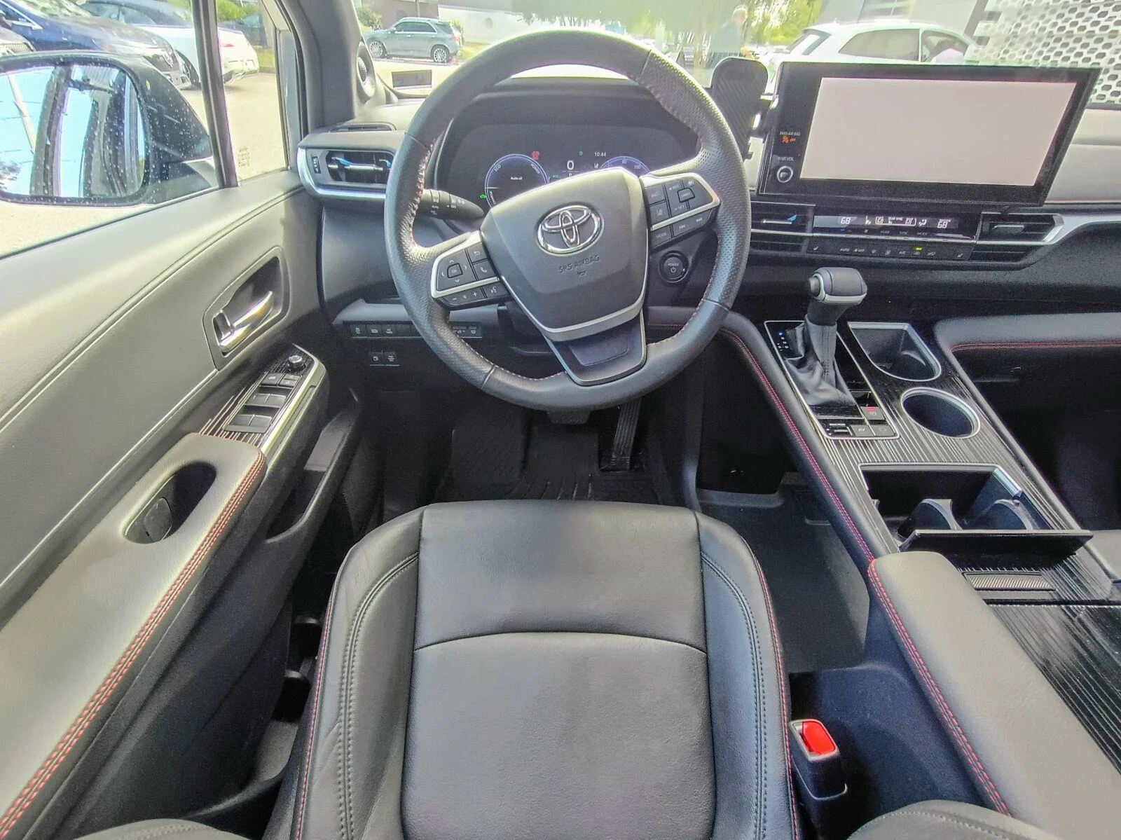 Used 2025 Cement Toyota XSE image 10