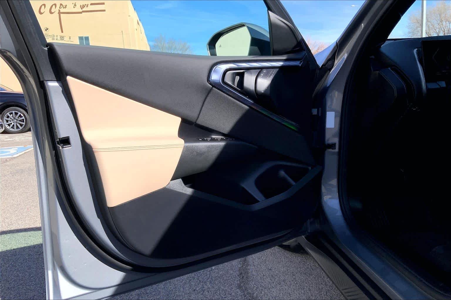 2025 BMW X3 30 - Photo 10