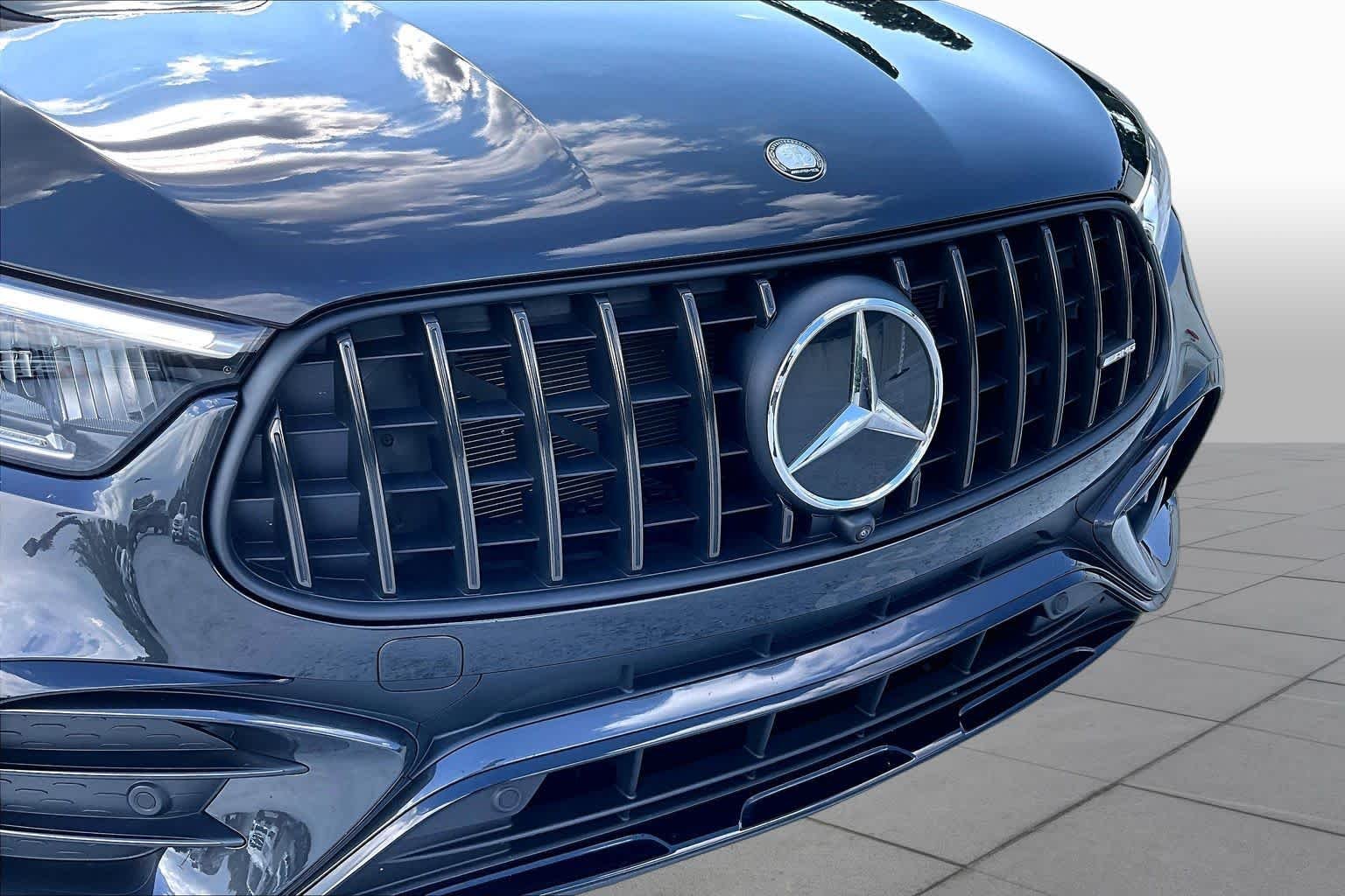 Used 2026 Graphite Grey Metallic Mercedes-Benz AMG® GLC 43 image 30