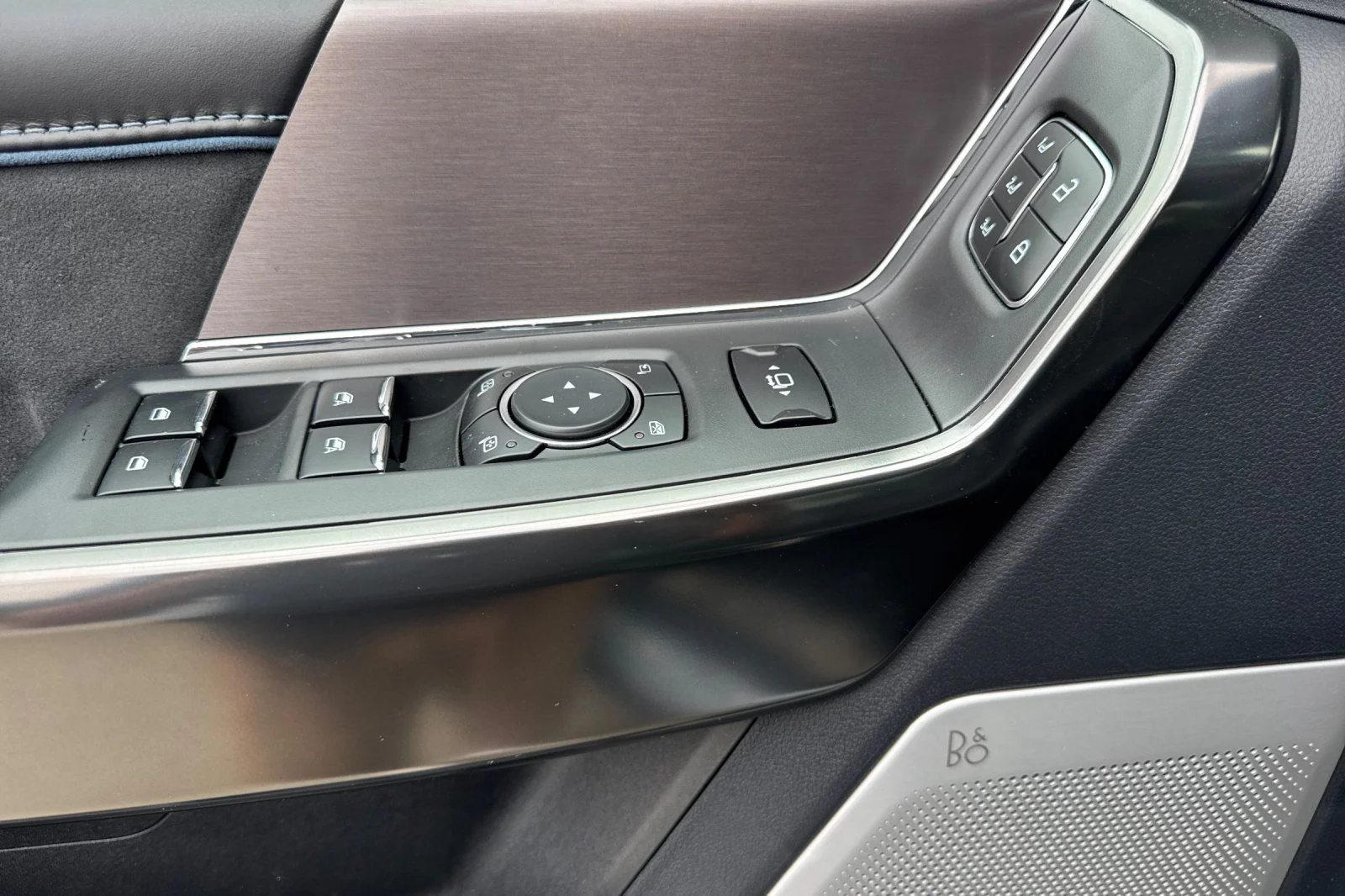 New 2026 Glacier Gray Metallic Tri-Coat Ford F-350® Platinum® image 14