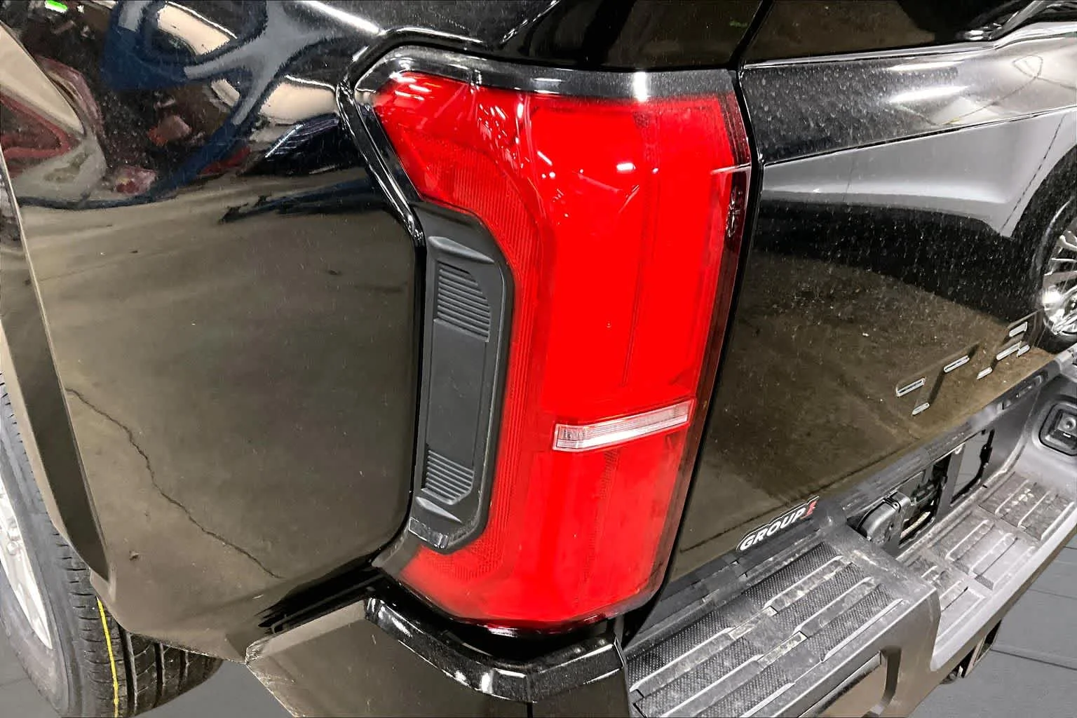 2026 Toyota Tacoma SR5 - Photo 14