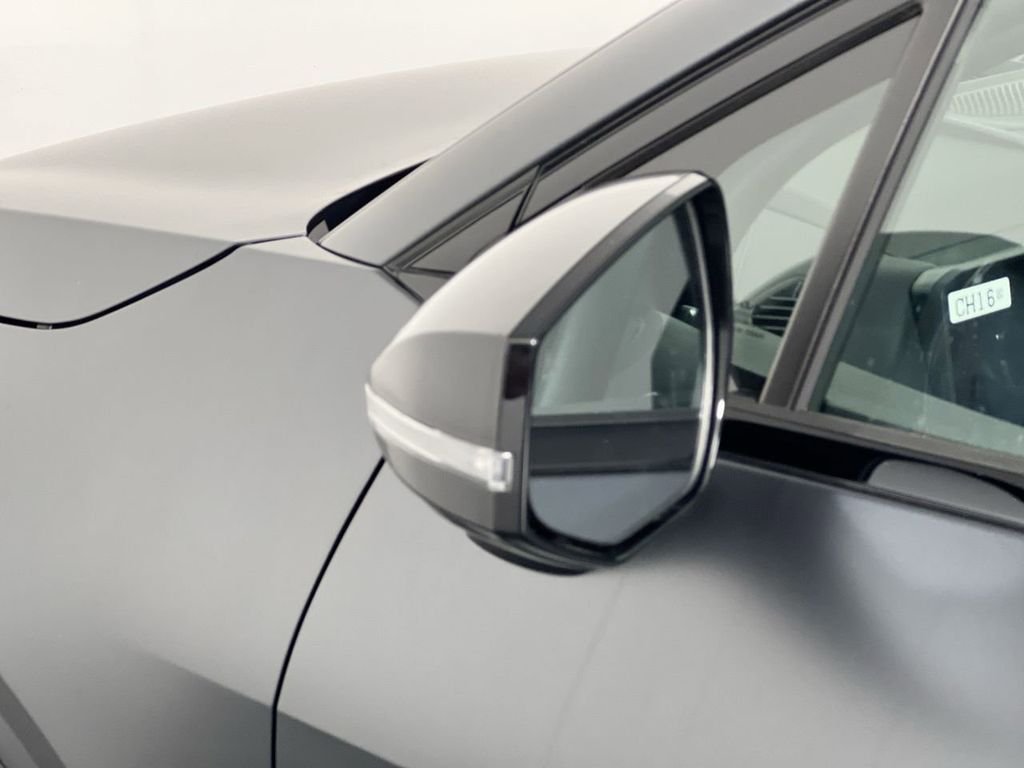 New 2026 Shadow Matte Gray Kia X-Line image 10