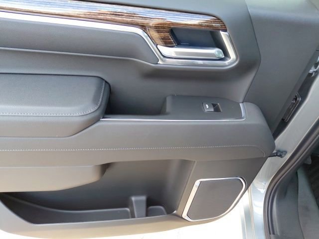 New 2026 Sterling Metallic GMC SLE image 28