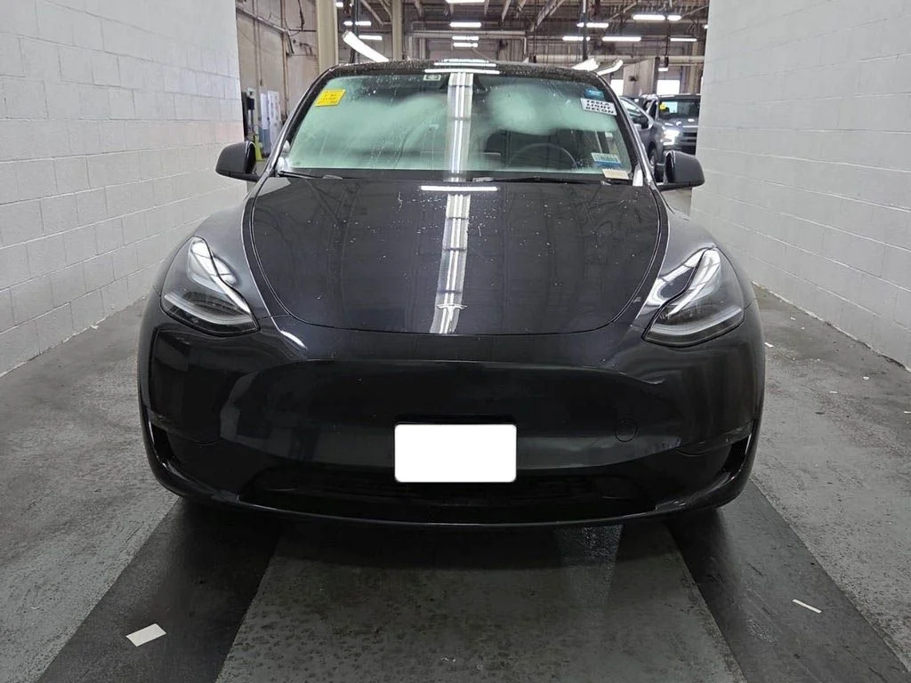 Used 2024 Tesla Model Y Long Range with VIN 7SAYGDEE9RF061794 for sale in Parma, OH