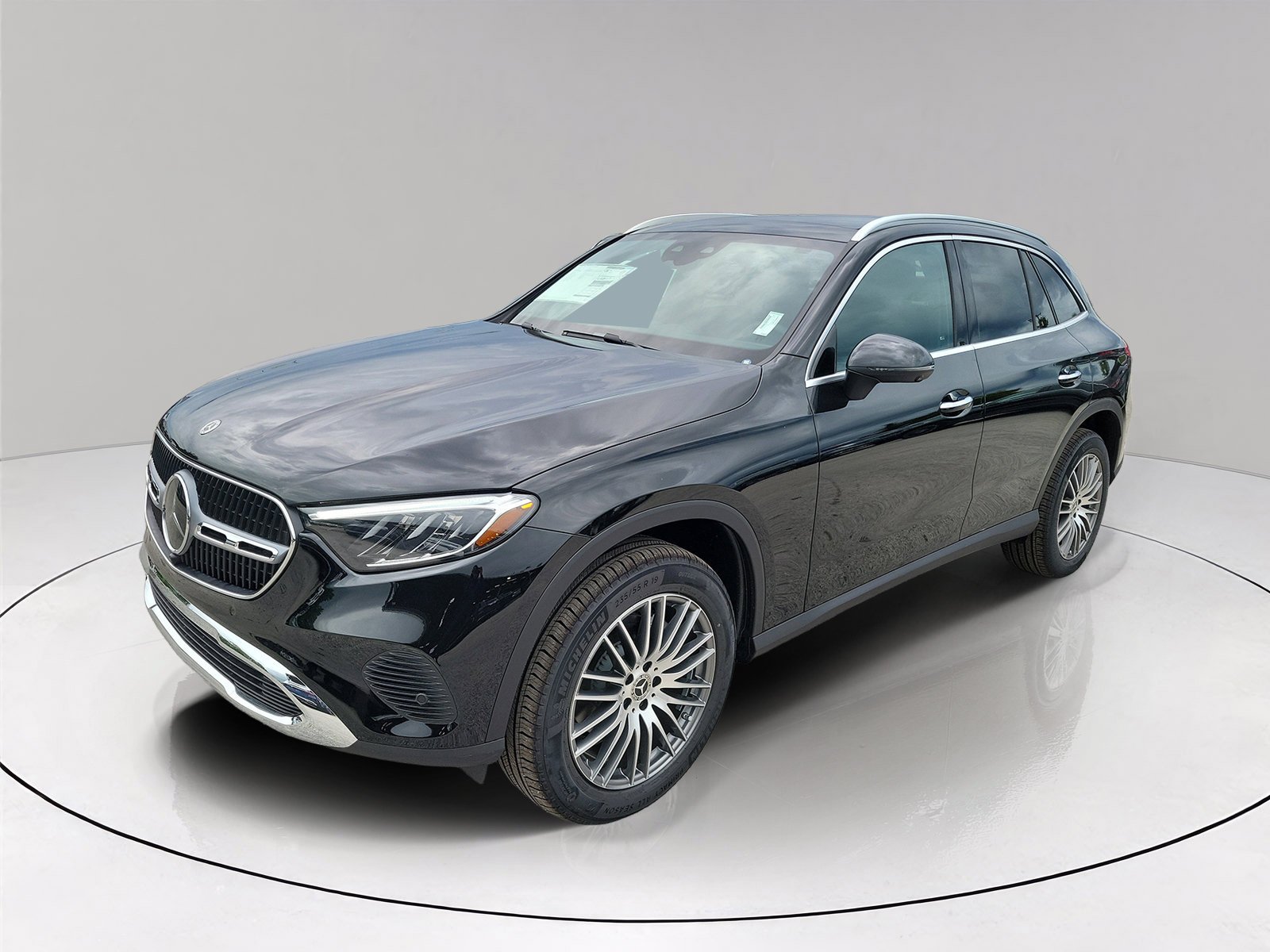 New 2026 Black Mercedes-Benz GLC 300 image 3