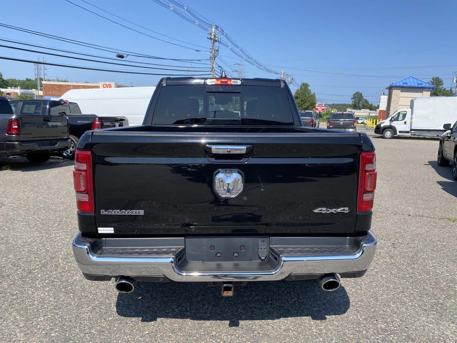Certified Used 2022 Diamond Black Crystal Pearlcoat Ram Laramie image 4