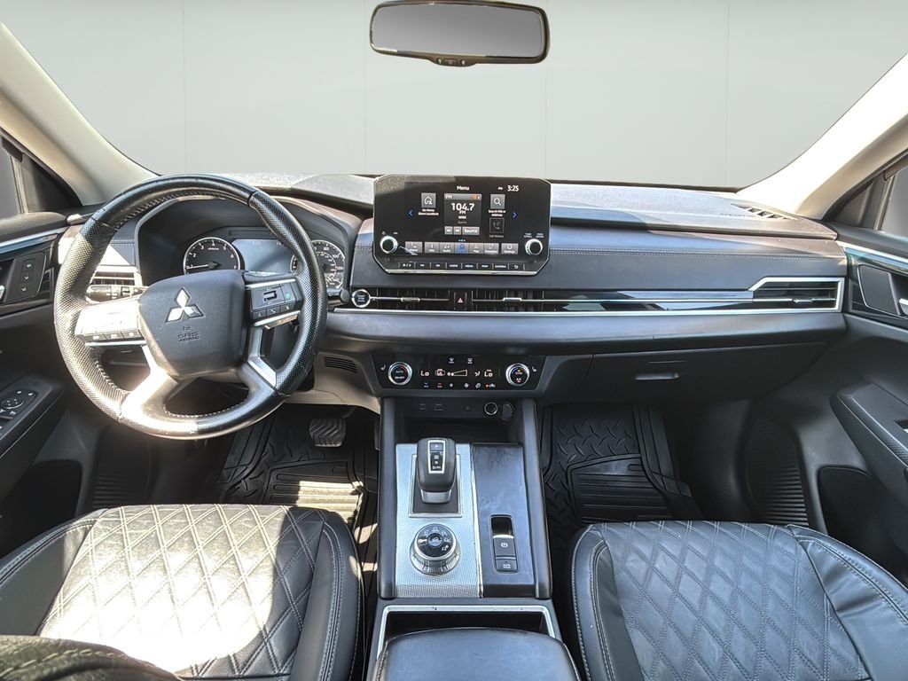 Used 2022 Silver Mitsubishi SEL image 20