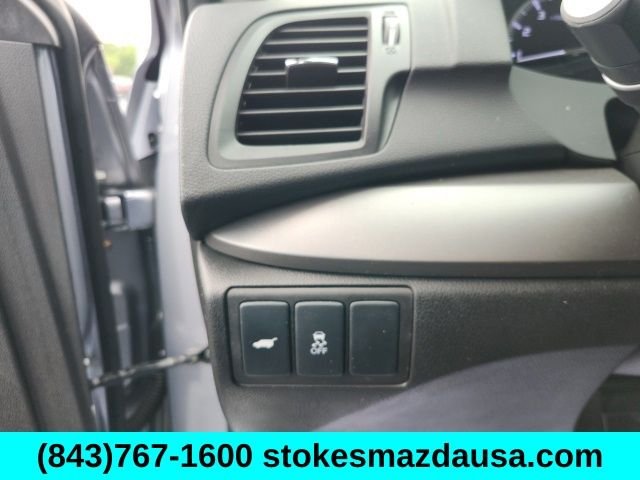 Used 2016  Acura Base image 18