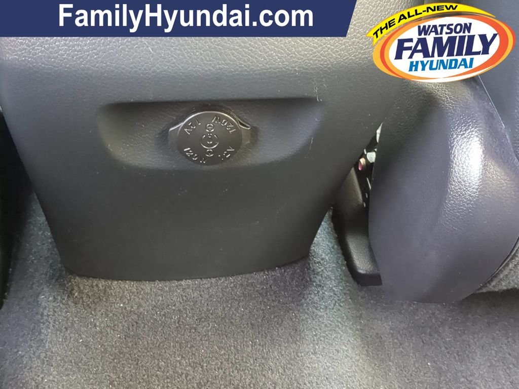 Used 2018 Gray Hyundai 2.4 Base image 24