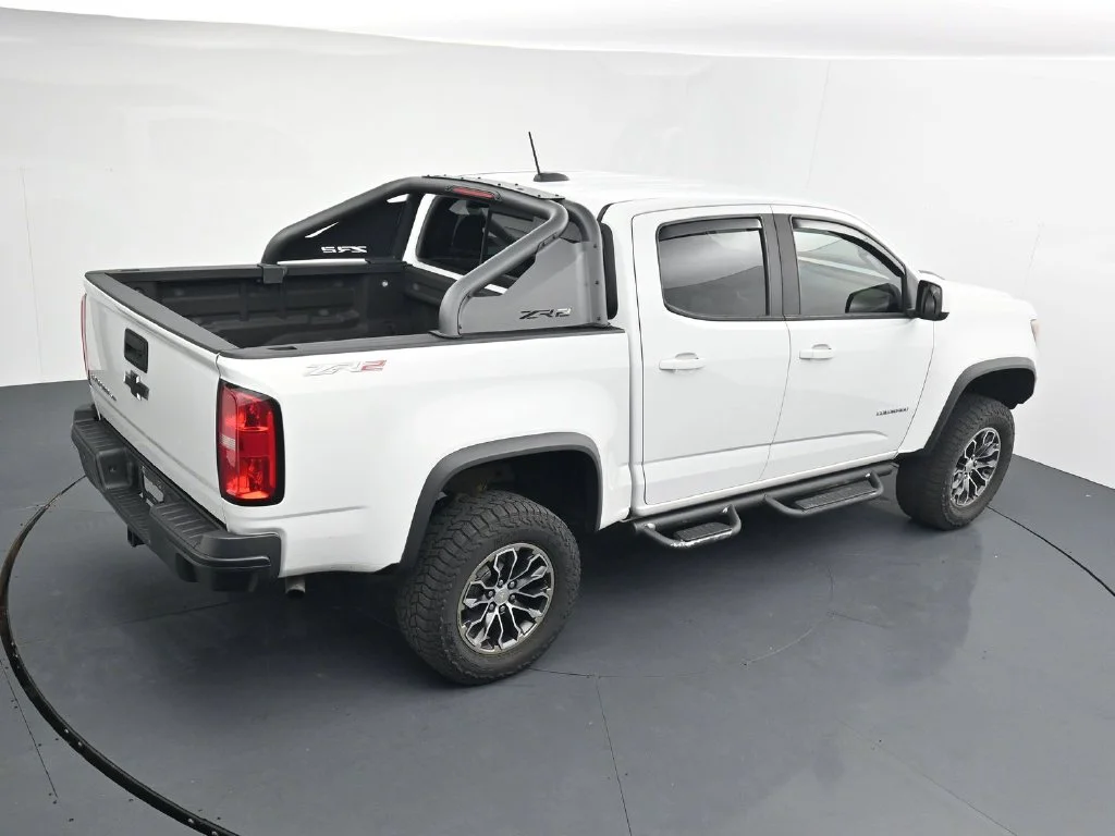 Used 2019 White Chevrolet ZR2 image 15