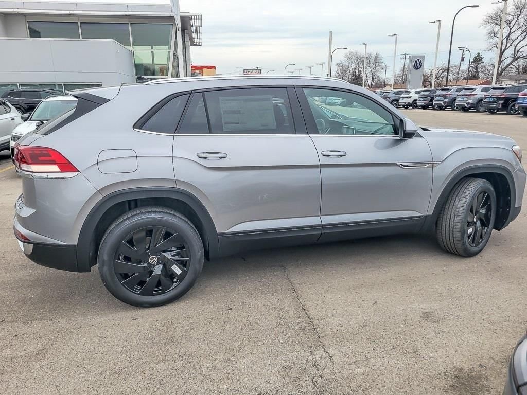 2026 Volkswagen Atlas Cross Sport SE w/Tech - Photo 7