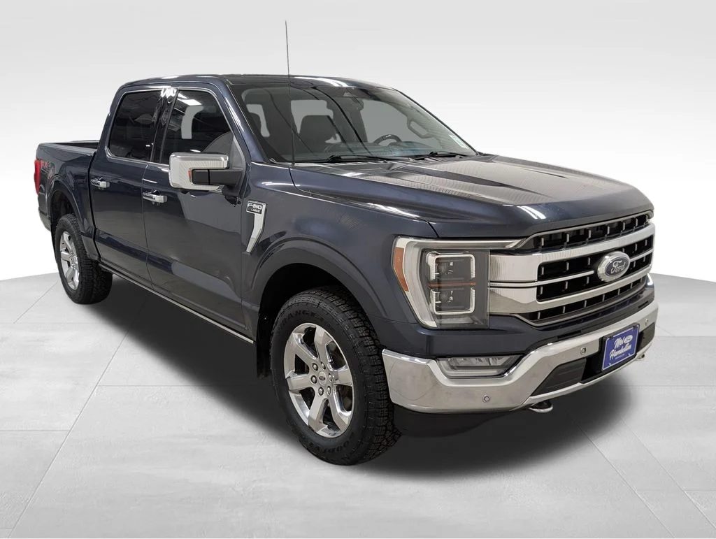 Certified Used 2022 Smoked Quartz Metallic Tinted Clearcoat Ford Lariat image 25