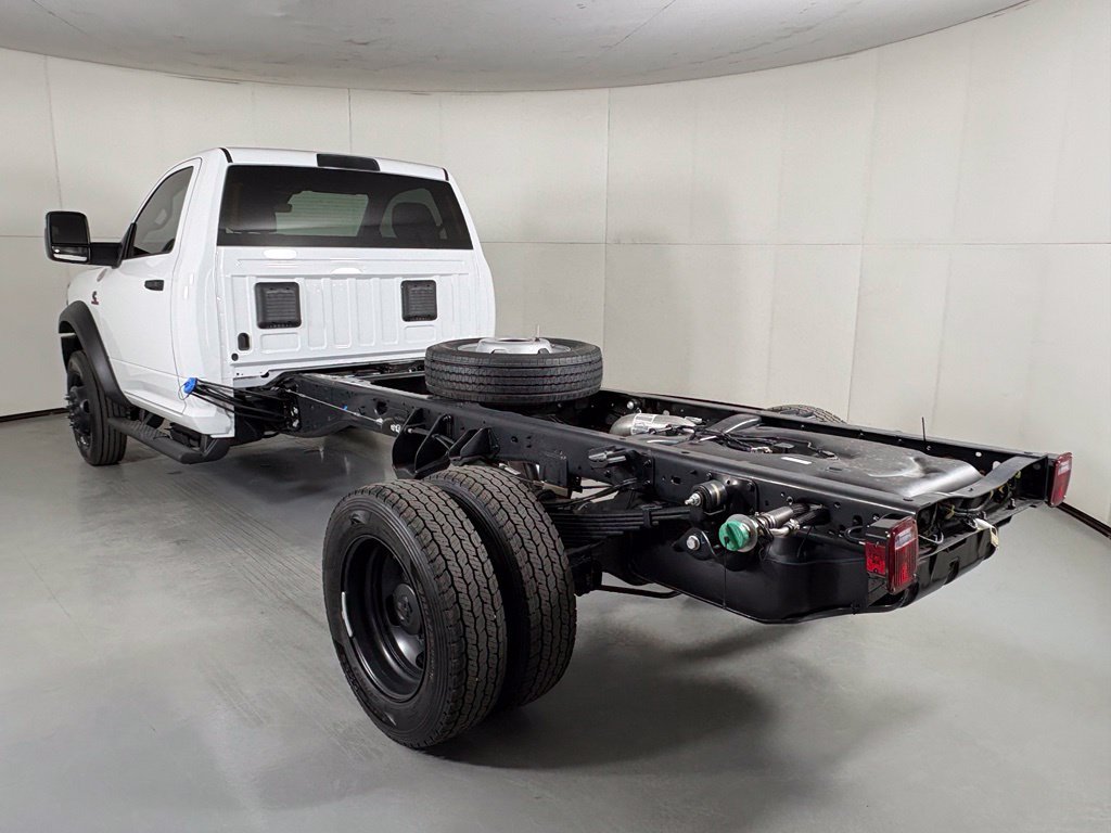 New 2027 Bright White Clear-Coat Paint RAM Tradesman image 6