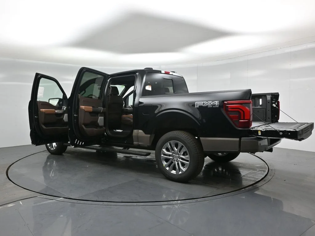 New 2026 Agate Black Metallic Ford King Ranch image 34