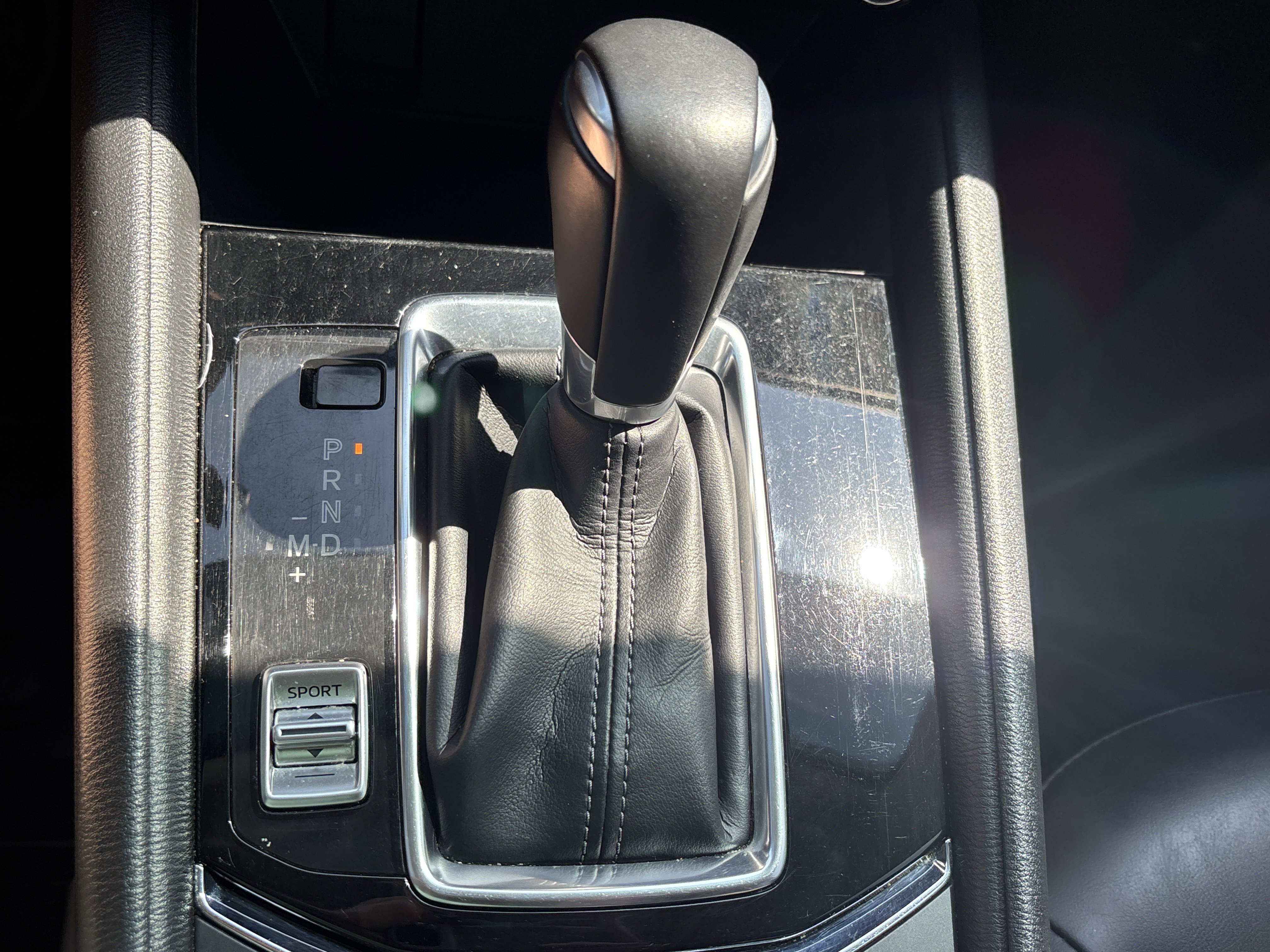Used 2024 Rhodium White Metallic Mazda 2.5 S Select Package AWD image 34